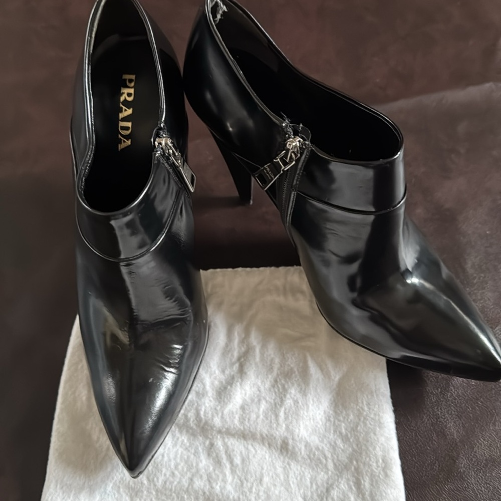Authentic Prada Boots. - Picture 8 of 10